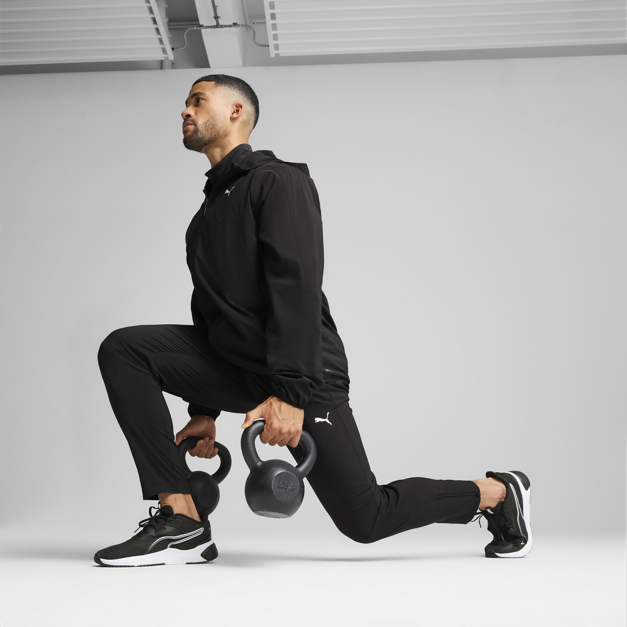 Puma Tad Tech Woven Full Zip Jacket 52601401 in Moldova for